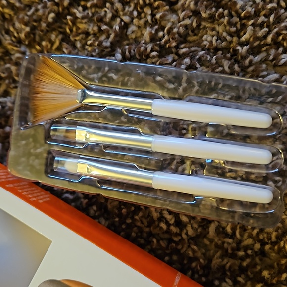 Sally Hansen Pro Brush Kit - Picture 4 of 4